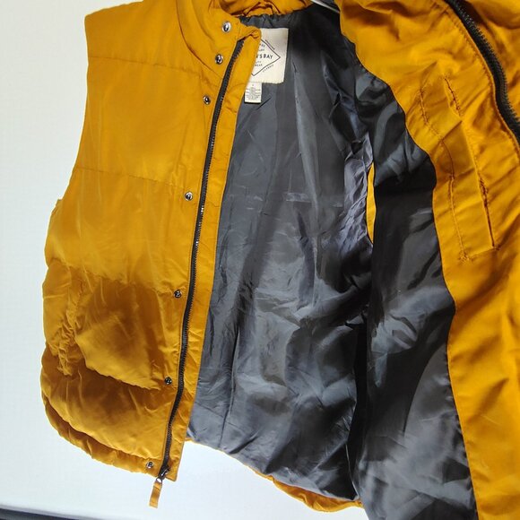 St Johns Bay Puffer Vest Mens Size Large Gold Mustard Synthetic Insulated Winter - Picture 5 of 8